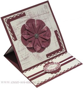 carte pupitre fleur origami