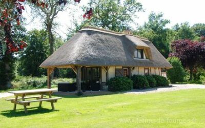 Ma chaumière est finie et accueille ses 1er touristes!